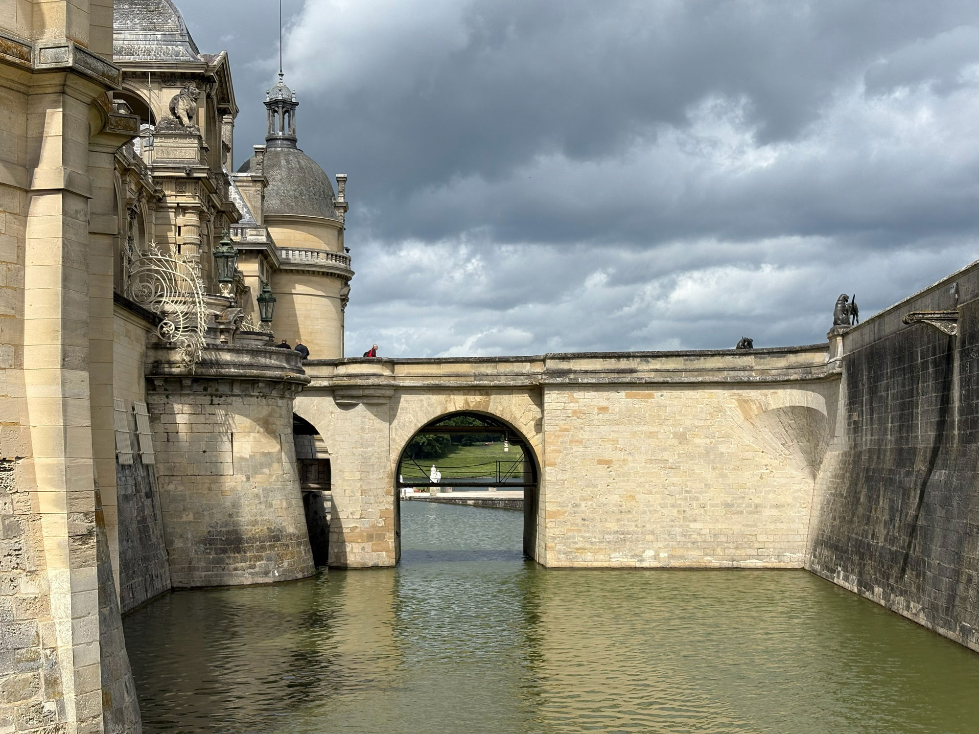 The bridge into the château
